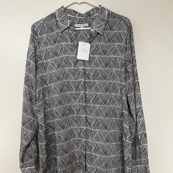 Foxcroft Patterned 100% Tencel Easy Care Button Down Blouse New 14 - Picture 9 of 9